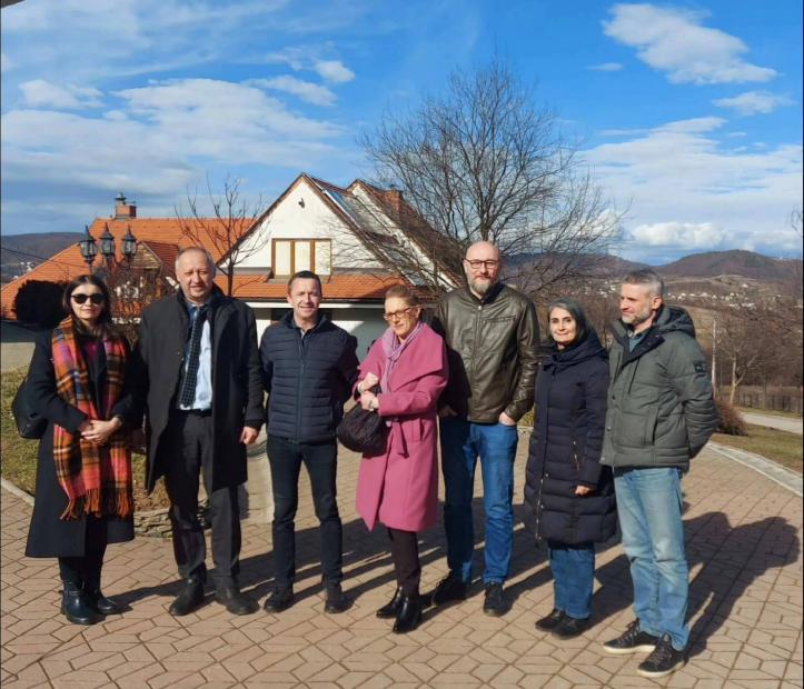 Delegacija Fakulteta za kriminalistiku, kriminologiju i sigurnosne studije UNSA posjetila Javnu ustanovu ‘Terapijska zajednica – Kampus’