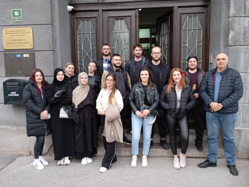 Fakultet za kriminalistiku, kriminologiju i sigurnosne studije UNSA | Treća grupa studenata u posjeti MUP-u KS