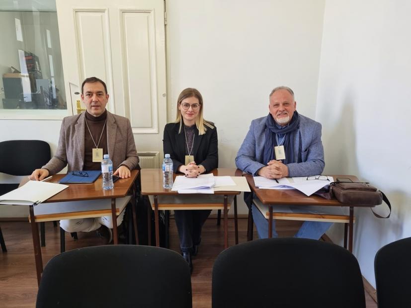 Mirna Mlikota - Dizdarević, viša asistentica na Odsjeku za duvačke instrumente i harmoniku, smjer Flauta, boravila je na Cetinju kao član žirija 50. Muzičkog festivala mladih Crne Gore