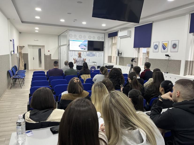 Cyber sigurnost na Univerzitetu u Sarajevu: Predavanje Petera Smitha iz TAG International