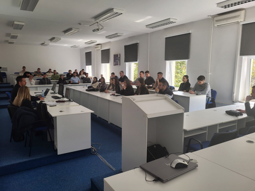 Gostujuće predavanje stručnjaka iz prakse na Fakultetu za saobraćaj i komunikacije UNSA