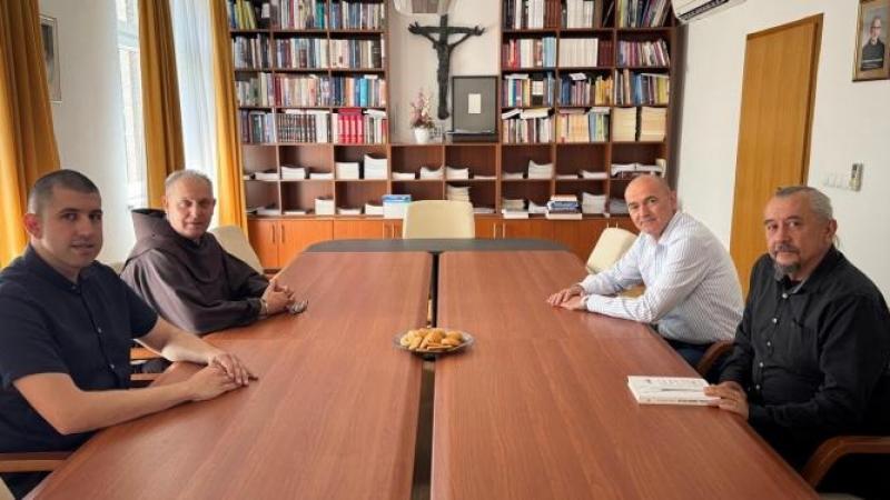 Prof. dr. Rifat Škrijelj posjetio Provincijalat Bosne Srebrene