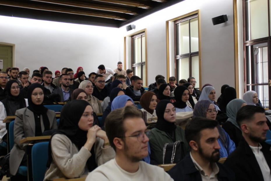 Fakultet islamskih nauka UNSA | Završen intenzivni kurs arapskog jezika u organizaciji Islamskog kulturnog centra „Šejh Abdullah bin Zajed Al Mahmoud“ iz Katara