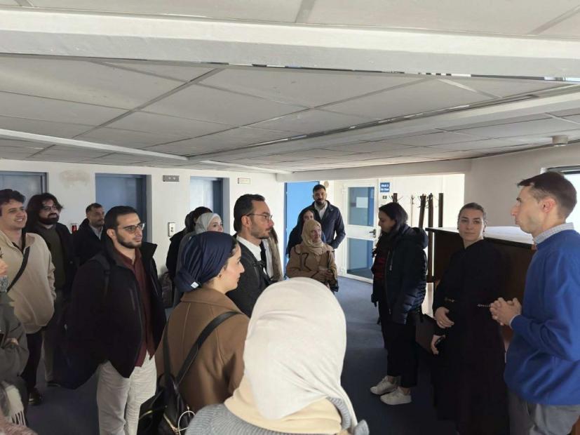 Studenti iz Dohe posjetili Institut za istraživanje zločina protiv čovječnosti i međunarodnog prava UNSA