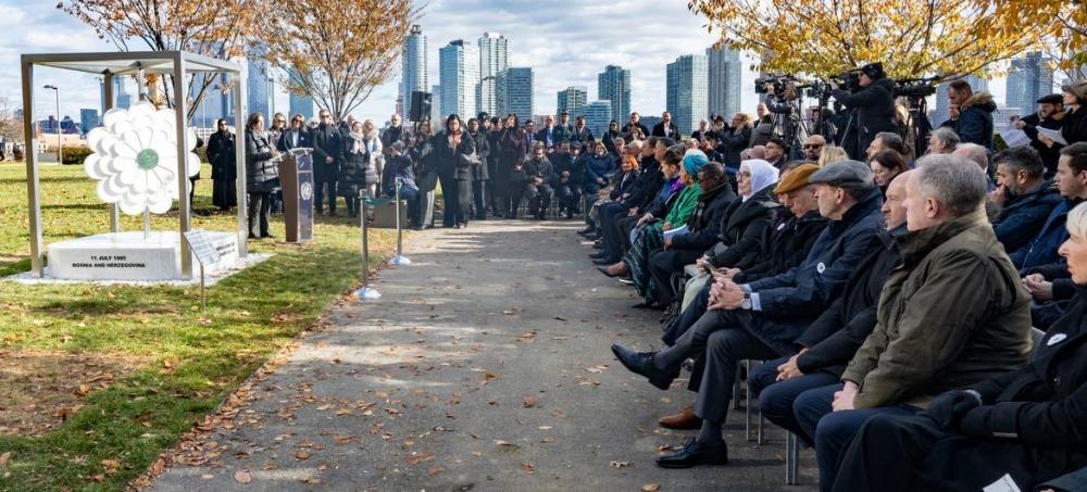 Direktor Instituta dr. Muamer Džananović prisustvovao otvaranju memorijala "Cvijet Srebrenice"