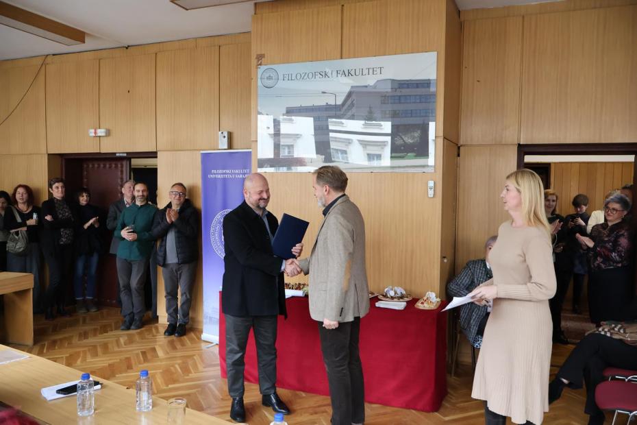 Uručena zahvalnica za predan rad i angažman u nastavi dr. Pavelu Ocepeku