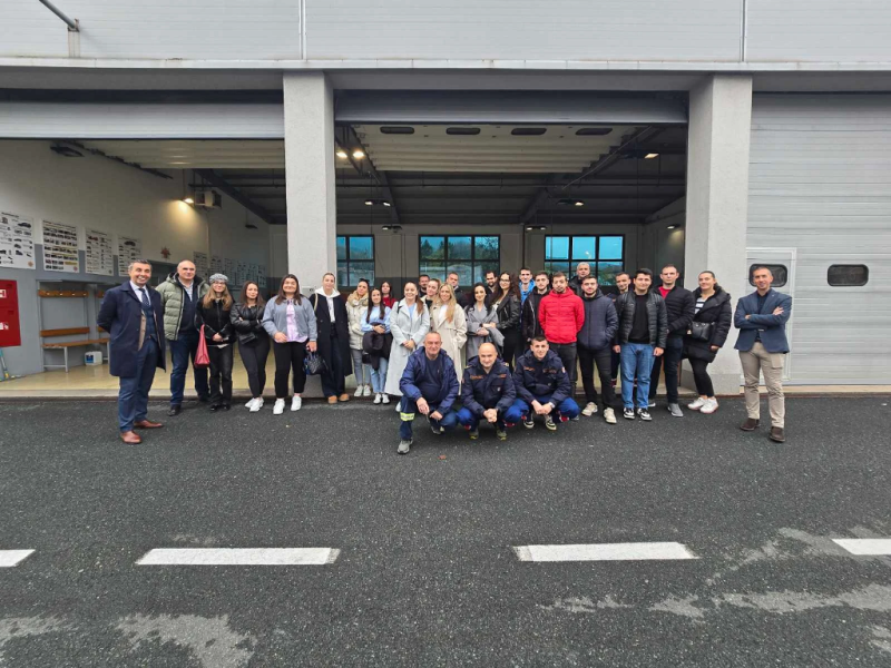 Studenti Fakulteta za kriminalistiku, kriminologiju i sigurnosne studije UNSA posjetili Centar za održavanje i kontrolu prometa Autocesta FBiH