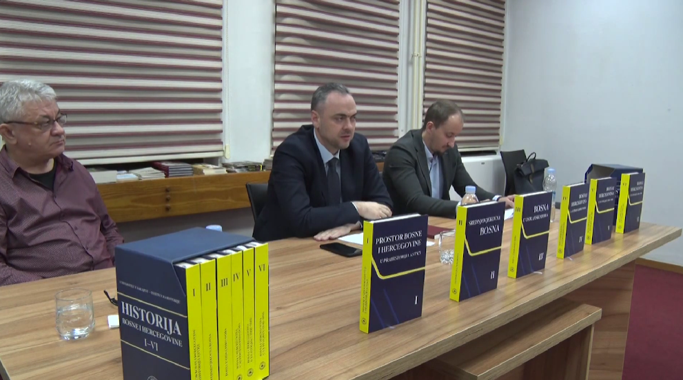 U Tešnju održana promocija edicije “Historija Bosne i Hercegovine (I-VI)”