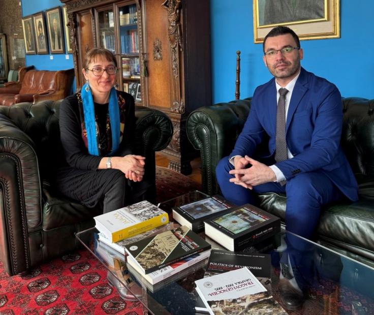 Direktor Instituta za istraživanje zločina protiv čovječnosti i međunarodnog prava UNSA posjetio Bošnjački institut – Fondacija Adila Zulfikarpašića