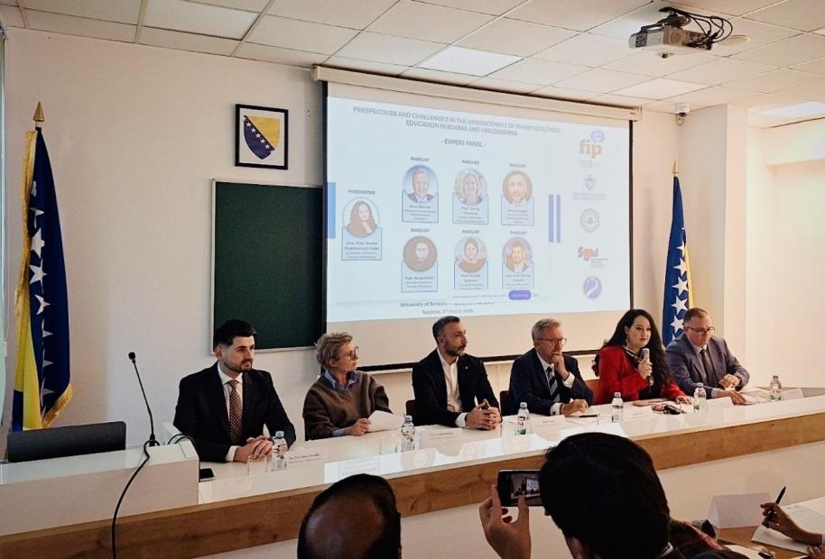 Posjeta delegacije Međunarodne farmaceutske federacije (FIP) Farmaceutskom fakultetu UNSA