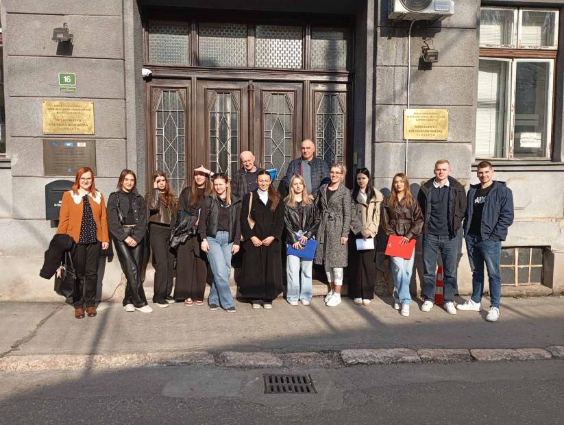 Studenti Fakulteta za kriminalistiku, kriminologiju i sigurnosne studije UNSA u stručnoj posjeti Odjeljenju za kriminalističku tehniku i forenziku MUP-a KS