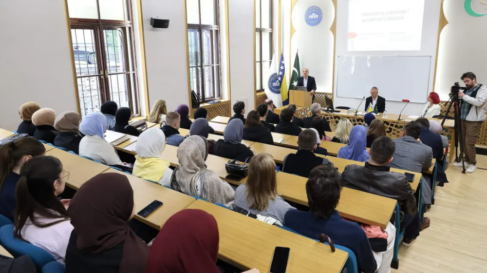 Tribina o mentalnom zdravlju na Fakultetu islamskih nauka UNSA: “Mnogi se još uvijek boje reći da se ne osjećaju dobro”