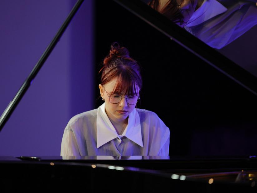 Mlade pijanistice Rahela Elizabeta Bošnjak i Matea Divjak nastupile u okviru 19. Majskih muzičkih svečanosti