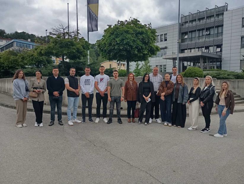 Fakultet za kriminalistiku, kriminologiju i sigurnosne studije UNSA | Studenti kroz praksu upoznali savremene metode forenzičkih ispitivanja