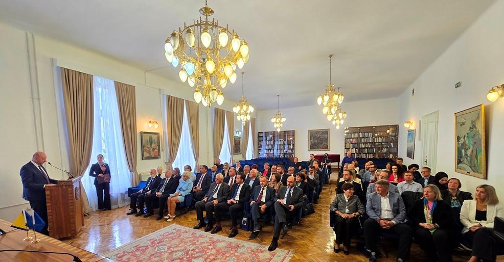 Svečanom akademijom obilježeno 20 godina Fakulteta za upravu – pridružene članice Univerziteta u Sarajevu