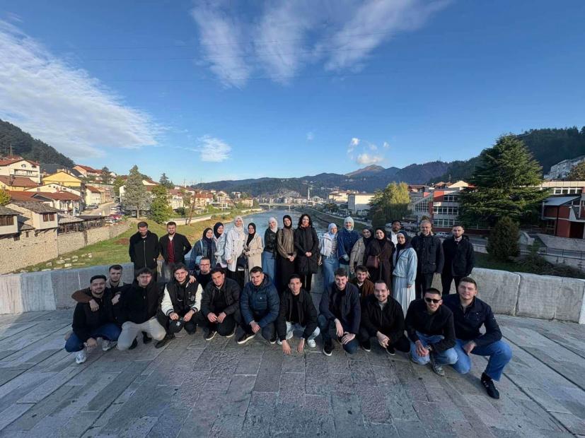 U potrazi za tragovima prošlosti i pričama iz sadašnjosti: studijsko putovanje studenata Fakulteta islamskih nauka UNSA jugom Bosne i Hercegovine
