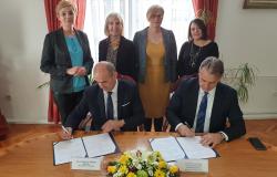 Potpisan Sporazum o saradnji između Univerziteta u Sarajevu i Privredne komore Federacije BiH