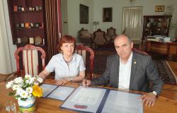 Potpisan Sporazum o saradnji u okviru realizacije projekta „Studentskom praksom brže do posla”