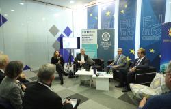 Održan okrugli sto o temi „Bosna i Hercegovina i Evropska unija: Šta sada?“