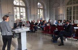 Studentica Fakulteta islamskih nauka na obuci na Univerzitetu Friedrich-Alexander Erlangen – Nürnberg