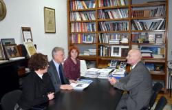 Ambasador Republike Irske u posjeti Nacionalnoj i univerzitetskoj biblioteci BiH