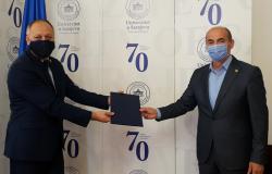 Svečano uručena rješenja o imenovanjima dekana fakulteta i direktora instituta i centara Univerziteta u Sarajevu