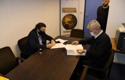 Potpisan Sporazum o saradnji između Instituta za istraživanje zločina protiv čovječnosti i međunarodnog prava UNSA i Udruženja Hagada