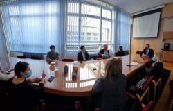 U posjeti Fakultetu političkih nauka Univerziteta u Sarajevu predstavnice i predstavnici Europskog Fonda za Balkan (EFB)