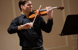 Mladi violinista Alex Mateescu održao koncert na Muzičkoj akademiji UNSA