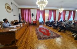 Potpisani ugovori o regulisanju međusobnih prava i obaveza između Univerziteta u Sarajevu i organizacionih jedinica