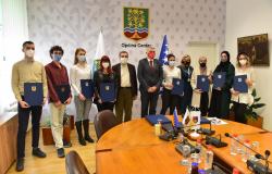 Načelnik Općine Centar ugostio je najbolje studente iz općine Centar, dobitnike zlatnih i srebrenih znački Univerziteta u Sarajevu u akademskoj 2020/2021. godini