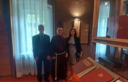 Predstavnici Nacionalne i univerzitetske biblioteke BiH u posjeti franjevačkom samostanu Kraljeva Sutjeska i Gradskoj biblioteci Kakanj