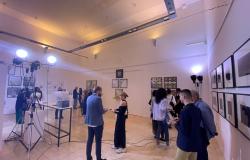 U Galeriji Akademije likovnih umjetnosti UNSA otvorena izložba "the atomos project ___monumental lightness" autora prof. Stefana A. Schumera