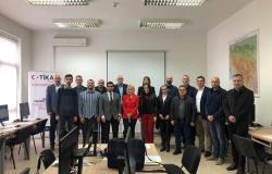 Na Šumarskom fakultetu UNSA održana obuka korištenja geoinformacionih tehnologija i bespilotnih letjelica