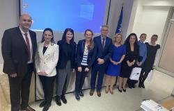 Na Farmacetuskom fakultetu Univerziteta u Sarajevu održan naučni simpozij “Medicinski kanabis – dokazi i kontroverze”