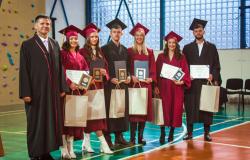 Svečana ceremonija dodjele diploma diplomantima i magistrantima Fakulteta sporta i tjelesnog odgoja UNSA