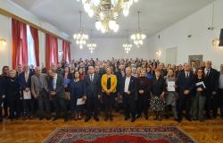 Univerzitet u Sarajevu: Dodijeljeno 176 nagrada za naučni/umjetnički rad akademskom i naučnoistraživačkom osoblju