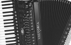 Na takmičenju "Danubia talents" student Muzičke aakdemije UNSAIvor Javor Korjenić, u klasi prof. dr. Belme Šarančić, osvojio je 1. mjesto i 2. nagradu