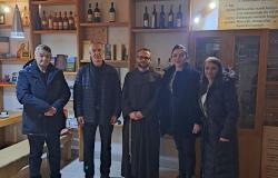 Predstavnici Nacionalne i univerzitetske biblioteke BiH posjetio Franjevački samostan Duha Svetoga u Fojnici