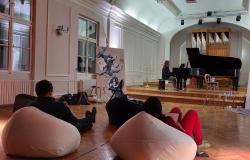 Održana prva bosanskohercegovačka izvedba kompozicije “Vexations” Erika Satiea 