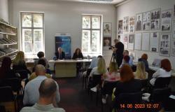 Ministrica Duraković uručila recentna izdanja javnim univerzitetskim bibliotekama u FBiH