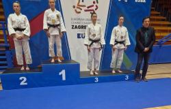 Srebrena medalja za Anđelu Samardžić i Univerzitet u Sarajevu!