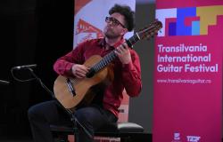 Gitarista i profesor Muzičke akademije Univerziteta u Sarajevu Đani Šehu učestvovao na 21. Transilvania International Guitar Festivalu u Rumuniji