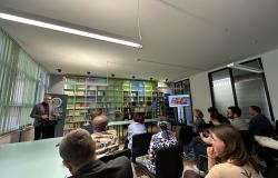 Predavanje profesora Stevena Van Heckea na Fakultetu političkih nauka UNSA