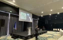 Održana konferencija AI - TREBAMO LI SE BOJATI? u organizaciji Farmaceutskog fakulteta UNSA