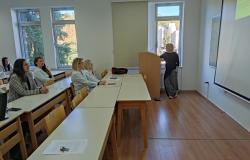 Predavanje “Prirodni materijali za primjenu u energetici, zaštiti životne sredine i biomedicini” održano na Farmaceutskom fakultetu UNSA