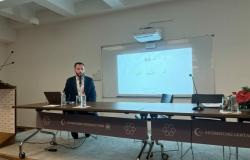 Doc. dr. hafiz Abdul-Aziz Drkić gost na redovnom seminaru za imame