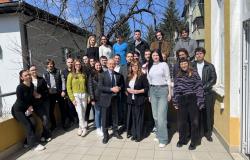 Studenti Fakulteta političkih nauka UNSA posjetili Ambasadu Italije: Povezivanje kulture i diplomatije