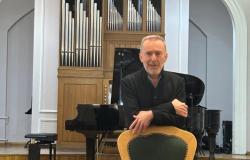 Pijanist Peđa Mužijević održao predavanje o kustoskoj praksi u muzici za studente Muzičke akademije UNSA