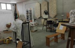 Studentica Amina Bijedić sa Nastavničkog odsjeka Akademije likovnih umjetnosti UNSA realizirala vannastavnu aktivnost "Posjeta kiparskoj radionici“